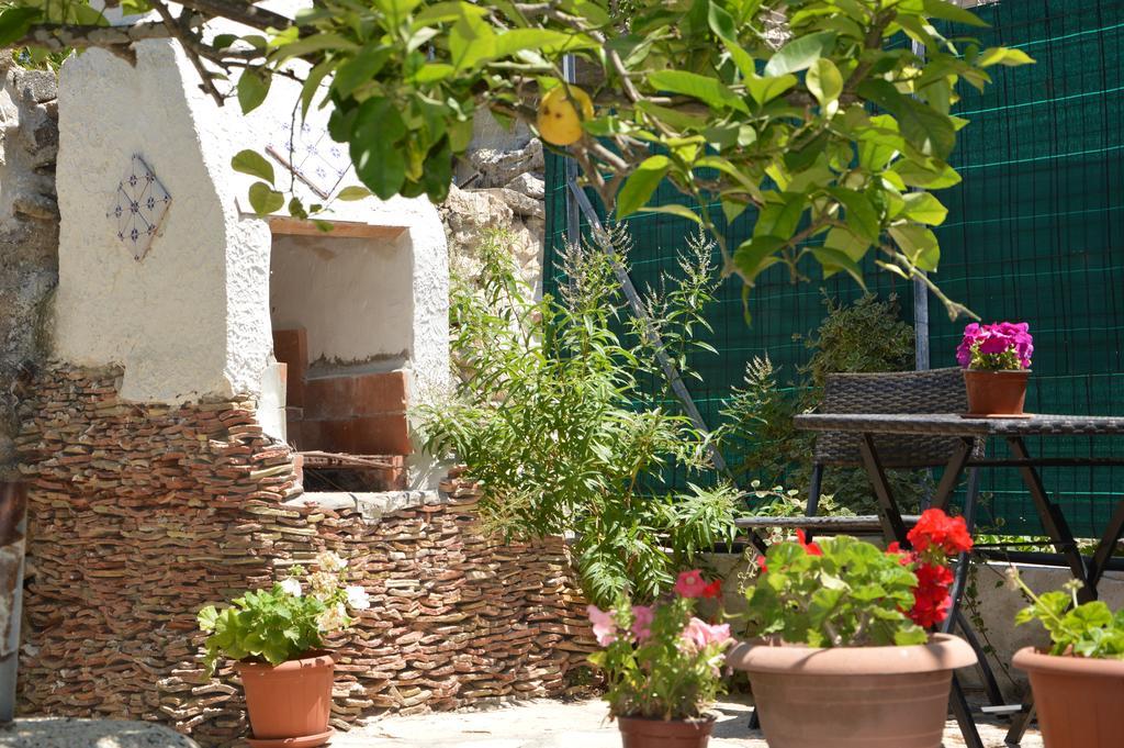 Guest House Al Giardino Dei Limoni Ilha de Ilha de Favignana Exterior foto